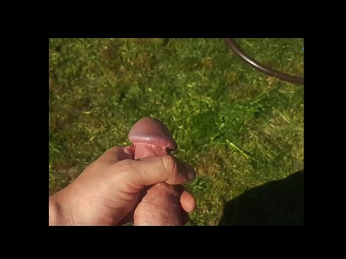 ❤️ Hot hottie o phunya nana ea hae e pinki 'me e koetsoe ka squirt serapeng sa lehlabula Porno ️❤